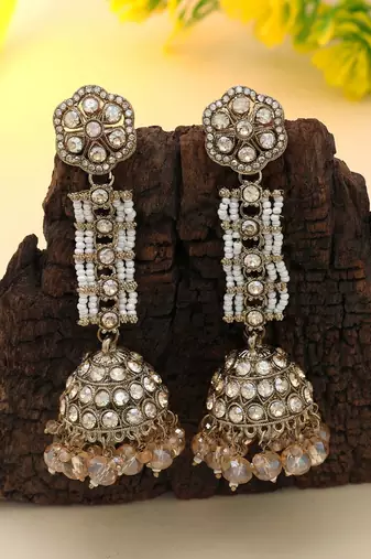 Gold color kundan earrings