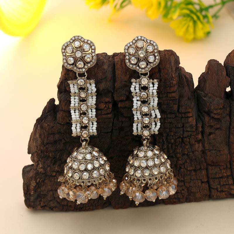Gold color kundan earrings