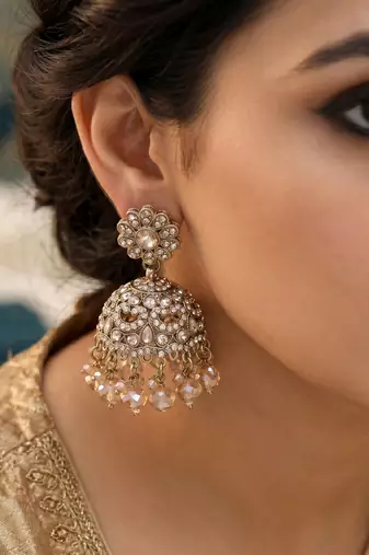 Gold color kundan earrings