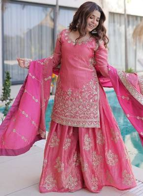 womens pink color fendi crush with zari & sequins embroidered work 4
