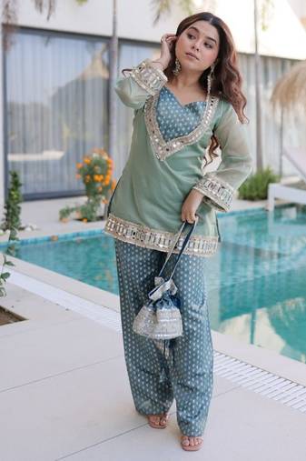 Womens new wedding wear sky color salasa fabrics with mirror & lace work kurta pant set