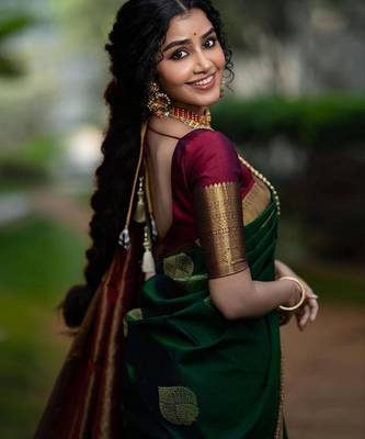 Green silk blend woven saree 2