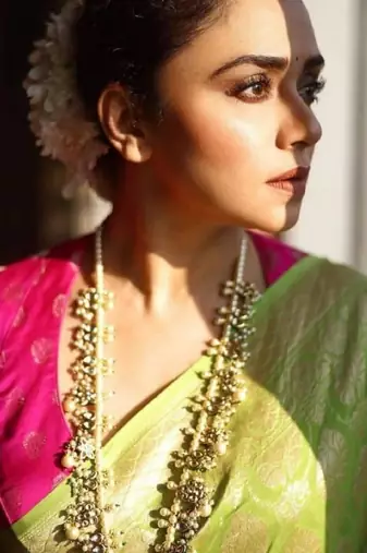 Parrot green art silk woven saree
