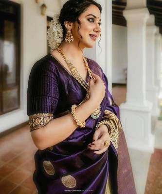 Purple silk blend woven saree 4