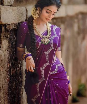 Purple silk blend woven saree 5