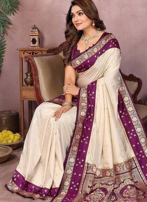 Off white silk blend woven saree 4