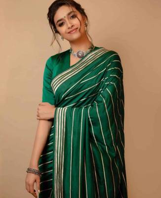Green art silk woven saree 4