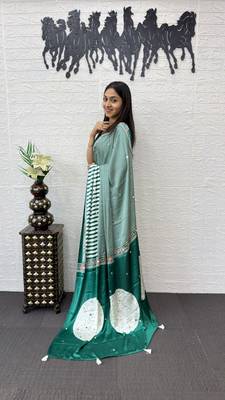 Green Color eal Mirror Hand Work with Mal Cotton Saree 3