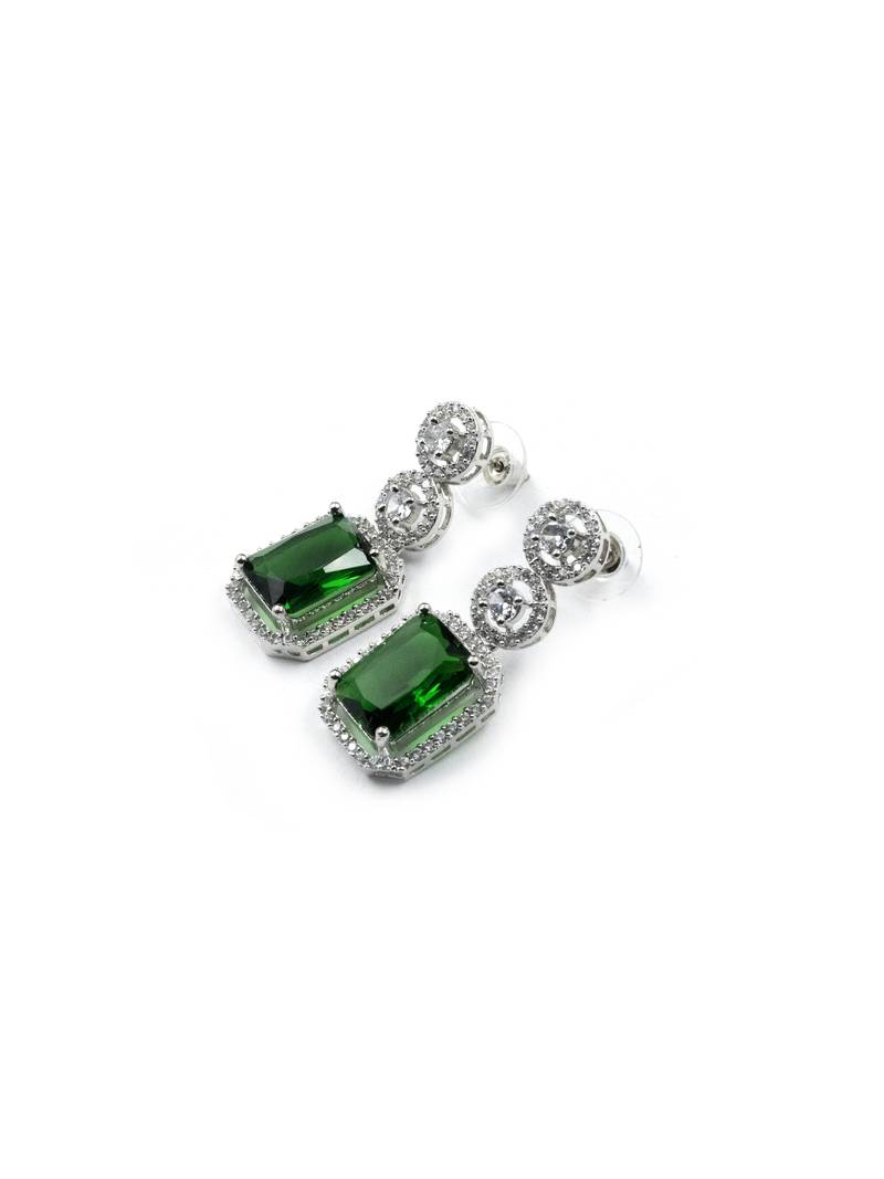Classic green ad earrings