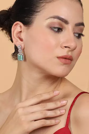 Classic turquoise ad earrings