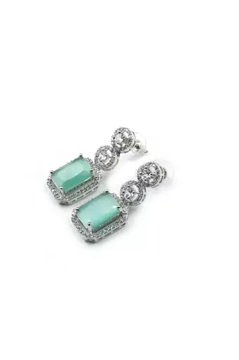 Classic turquoise ad earrings
