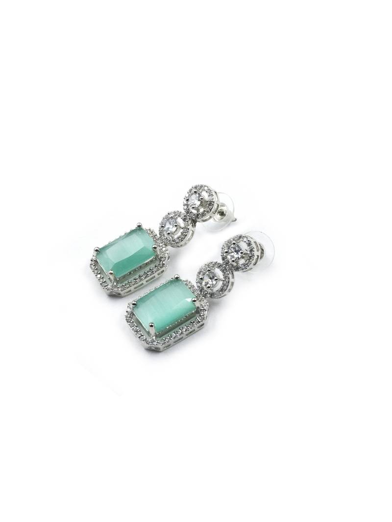 Classic turquoise ad earrings