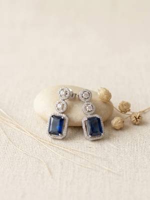 Classic blue ad earrings 1