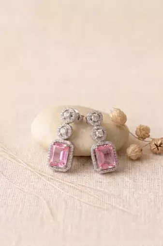 Classic crystalpink ad earrings