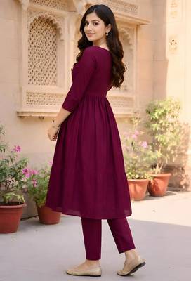 Women's Long Flared V-Neck with Button Details Anarkali shape Empire Waist,Kurta Pant Set 4