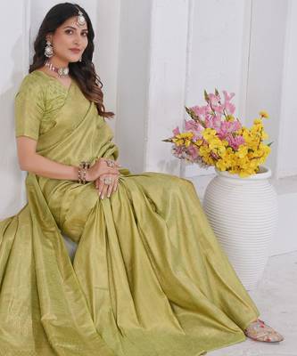 Light Green Pure Kanjeevaram Silk Rose Floral Woven Zari Design Saree With Blouse 2