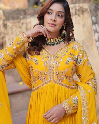 Yellow faux blooming embroidered anarkali set with dupatta 4