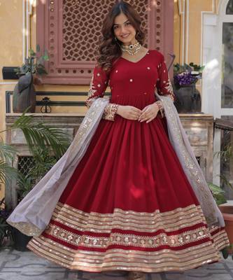 Maroon faux blooming embroidered anarkali set with dupatta 2