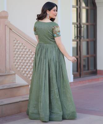 Sea green silver crunchy embroidered anarkali set with koti 4
