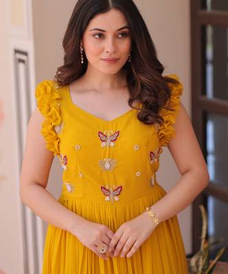 Yellow faux blooming beads embroidered designer anarkali set 3