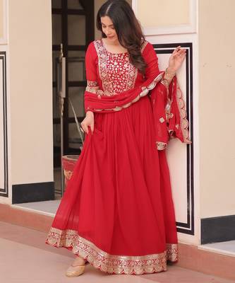 Red faux blooming embroidered anarkali set with dupatta 2