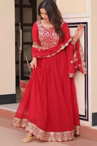 Red faux blooming embroidered anarkali set with dupatta