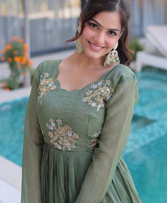Sea green silver crunchy beads embroidered designer anarkali set 3