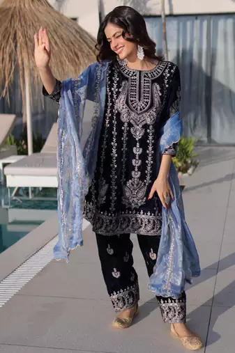 Navy blue velvet zari embroidered kurta set with dupatta
