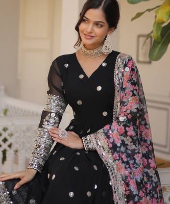 Black faux georgette embroidered anarkali set with dupatta 4
