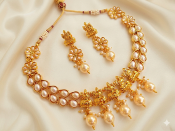 White kemp temple necklace set 1