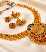 Multicolor kemp peacock necklace set