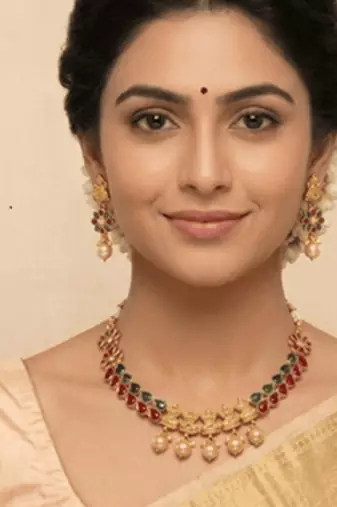 Multicolor kemp lakshmi necklace set