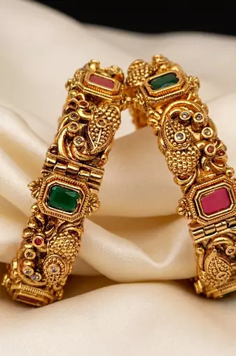 Temple nakshi peacock bridal bangles(2.6)