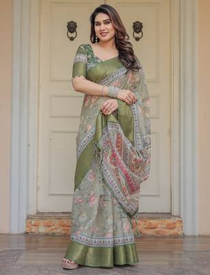 Handloom cotton floral pattern printed saree with 5.5 meter saree & blouse 4