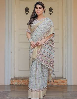 Soft & comfortable handloom cotton floral printed saree with blouse 4