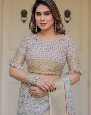 Soft & comfortable handloom cotton floral printed saree with blouse 5