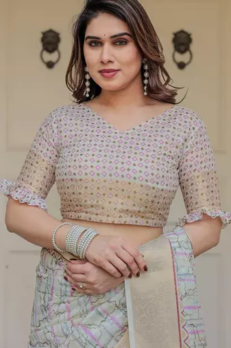 Soft & comfortable handloom cotton floral printed saree with blouse