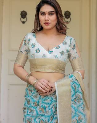 Traditional floral printed handloom cotton saree with attached blouse 5