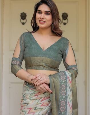 Stylish handloom cotton floral print saree with matching blouse piece 5