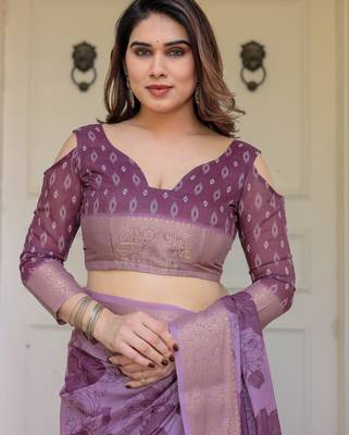 Ethnic handloom cotton printed saree with floral pattern & blouse piece 5