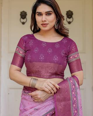 Soft handloom cotton floral printed saree with 5.5m saree & blouse piece 5