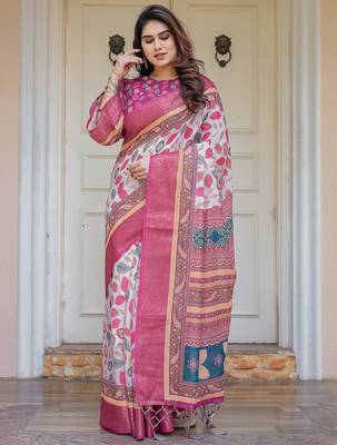 Women's handloom cotton floral print saree with attached blouse piece 2