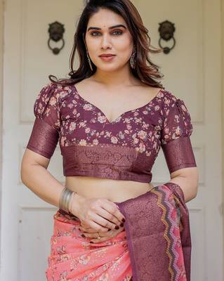 Handloom cotton floral pattern printed saree with 5.5 meter saree & blouse 5