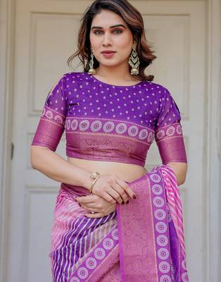 Soft & comfortable handloom cotton floral printed saree with blouse 5