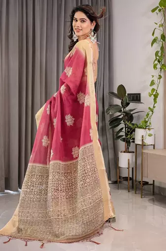 Linen weaved with golden zari linen weaved with golden zari blend handloom saree with floral motif and tassel border