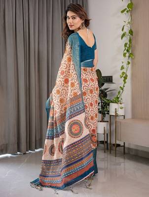 Designer floral print handloom linen weaved with golden zari saree with tassel pallu & blouse 3