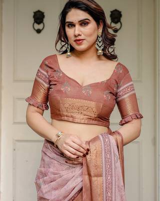 Lightweight handloom cotton floral printed saree for daily wear with blouse 5