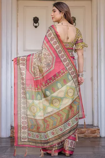 Handloom cotton floral pattern printed saree with 5.5 meter saree & blouse