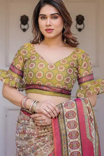 Handloom cotton floral pattern printed saree with 5.5 meter saree & blouse