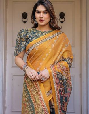 Soft & comfortable handloom cotton floral printed saree with blouse 4